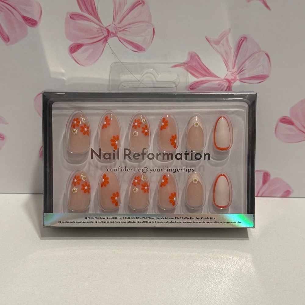 Nail Reformation Press On Nails Kit Orange Daisy Floral Almond Shape New